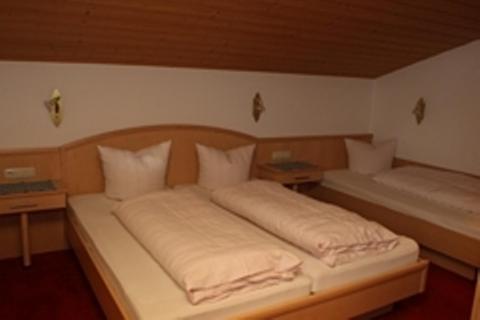 Hotel Garni Sonnenheim Fiss Bagian luar foto