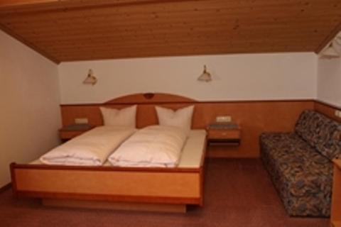 Hotel Garni Sonnenheim Fiss Bagian luar foto